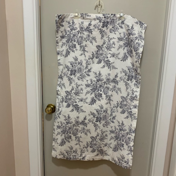 Laura Ashley Shams